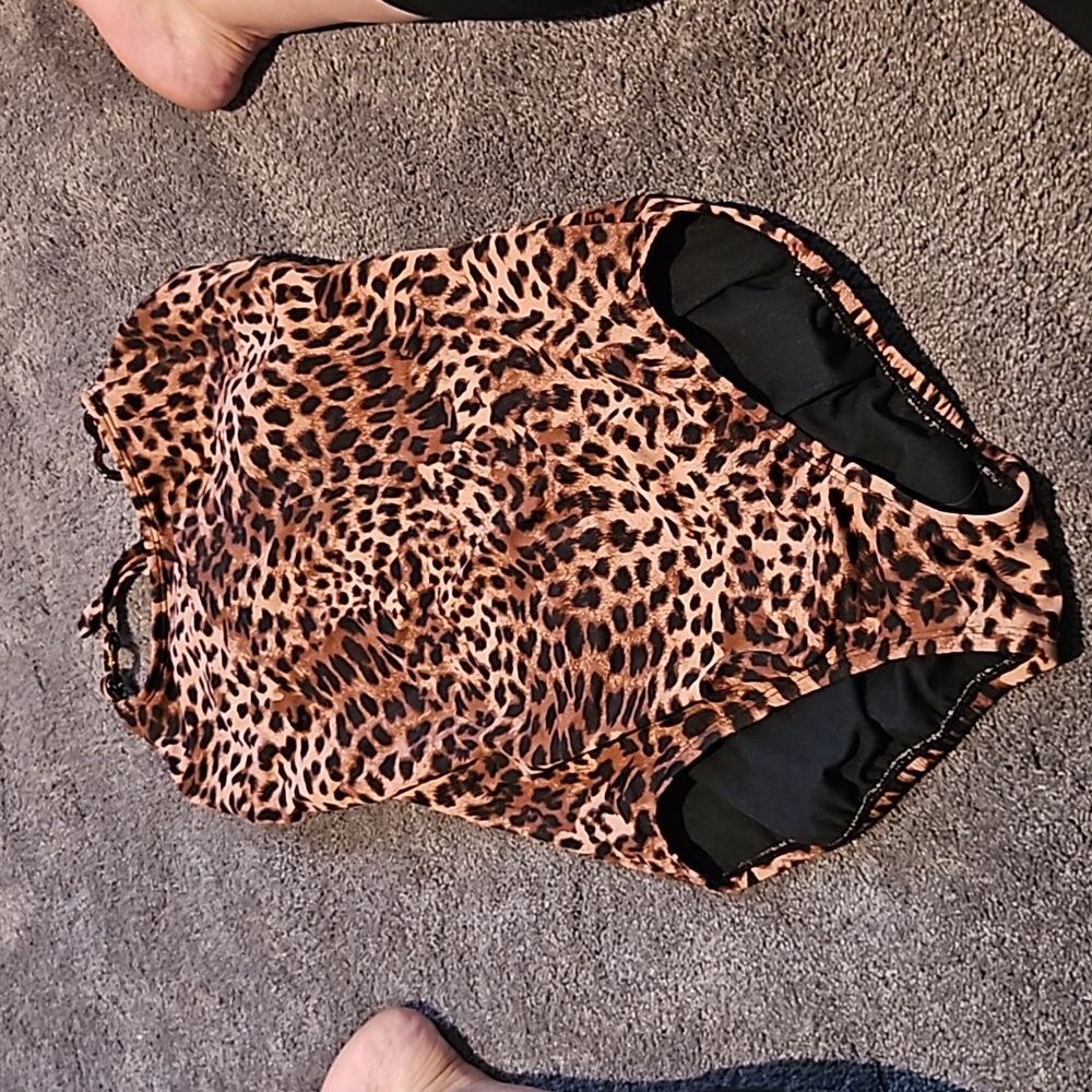 Swim suit - Picture 1 of 3
